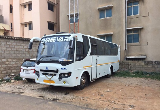 Hire 28 Seater Bus